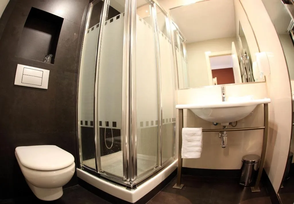Room, Hostal Sol Square Madrid, Madrid