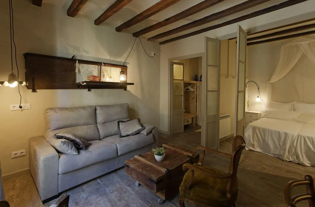 Room, El Jardinet De Sant Esteve, Barcelona