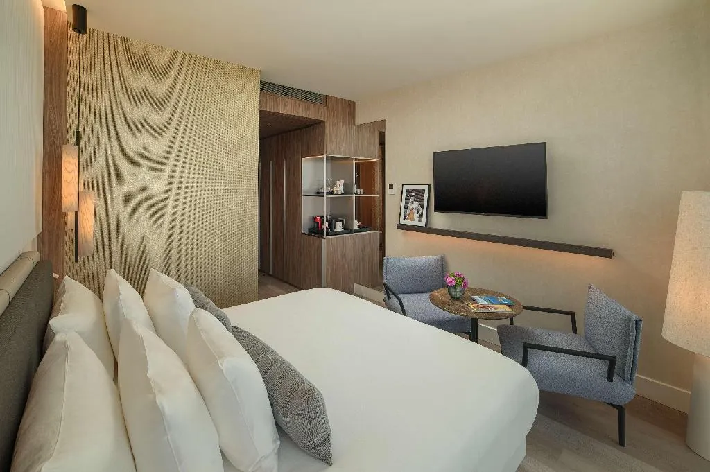 DOUBLE PREMIUM CITY VIEW Room, NH Collection Milano CityLife, Milan