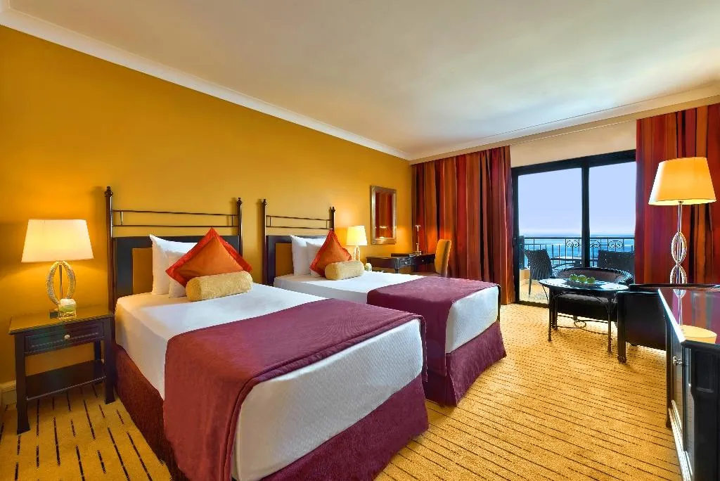 Double or Twin DELUXE SEA VIEW Room, Corinthia Hotel St Georges Bay, Malta