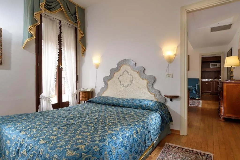 SUITE CLASSIC Room, Royal San Marco, Venice