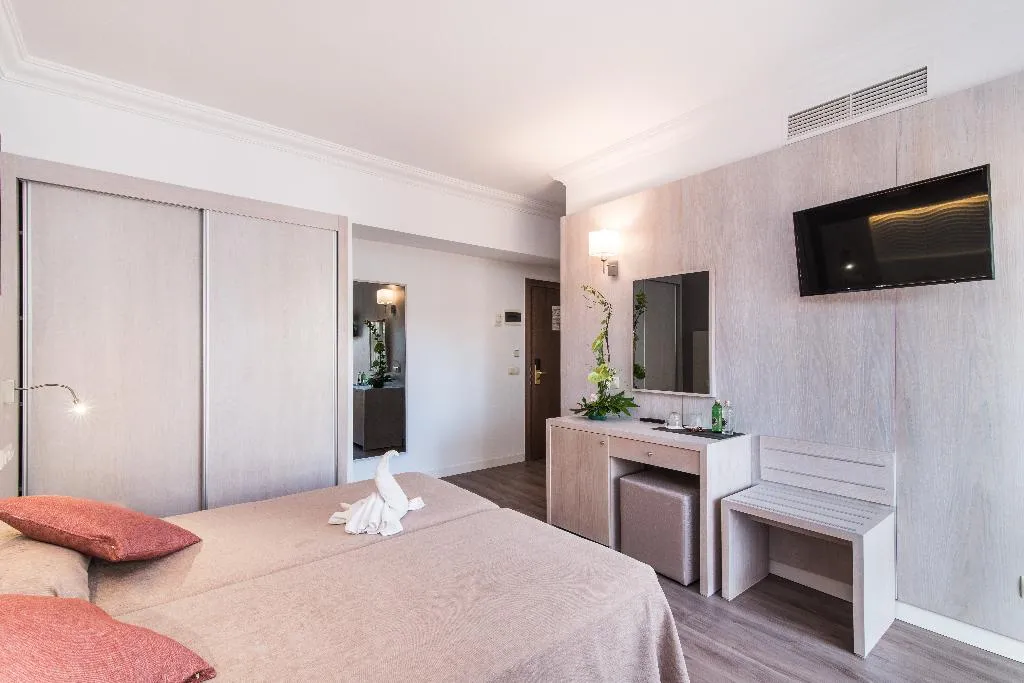 DOUBLE SINGLE USE STANDARD Room, Baviera Hotel, Majorca