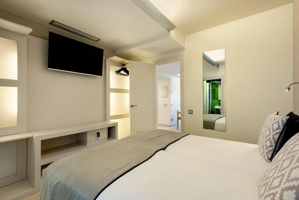 APARTMENT SUPERIOR Room, Hotel Limonaia, Barcelona