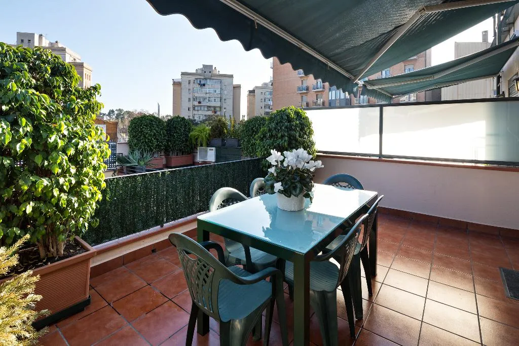 APARTMENT PREMIUM Room, Lugaris Rambla, Barcelona