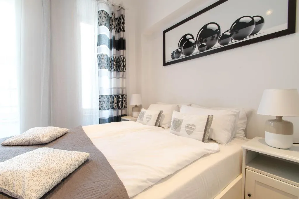 STUDIO STANDARD Room, Old Town Apartments Slawkowska, Krakow