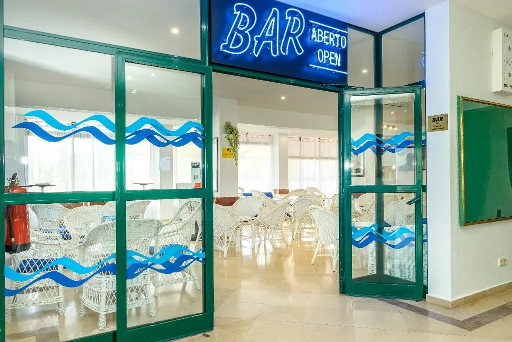 Bar, Janelas do Mar, Algarve