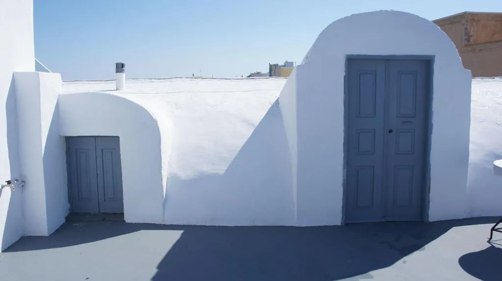 Room, Marcos Rooms, Santorini