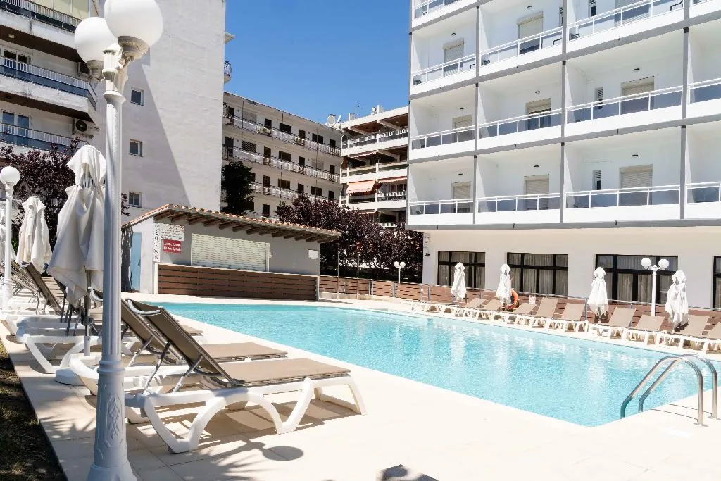 Pool, Planas, Costa Dorada