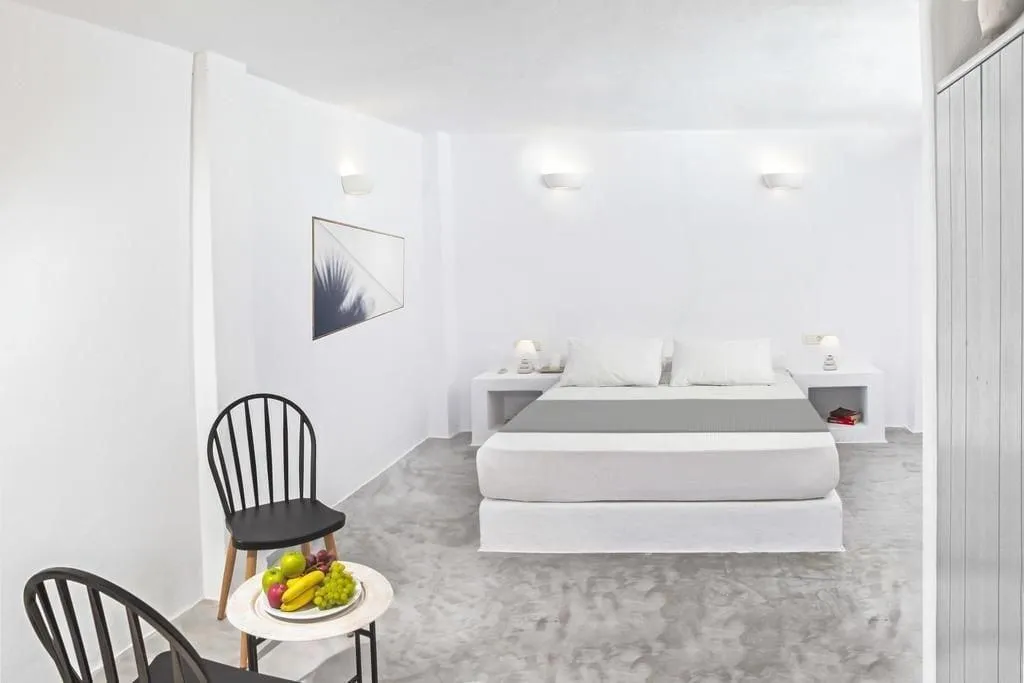 Room, Lava Suites & Lounge, Santorini