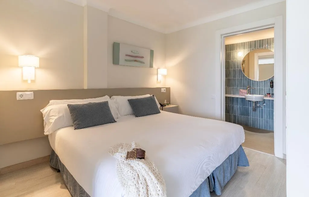 TRIPLE STANDARD Room, Prestige Mar y Sol, Costa Brava