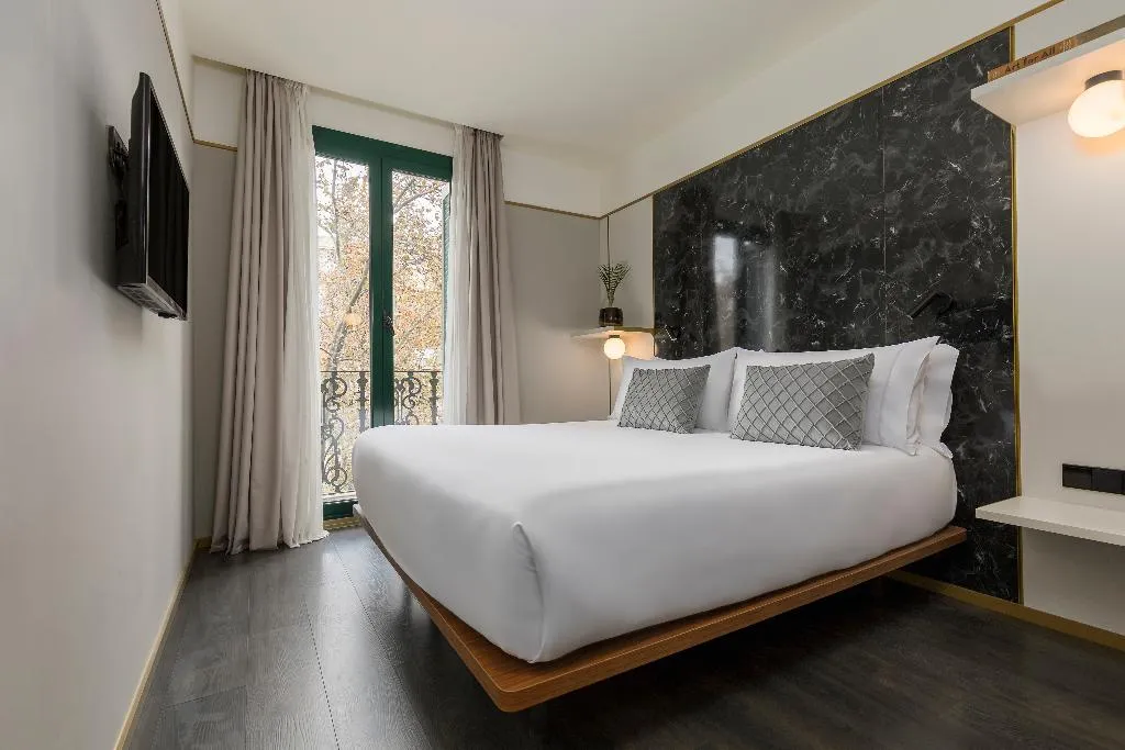 APARTMENT WITH BALCONY Room, Be Mate Paseo de Gracia, Barcelona