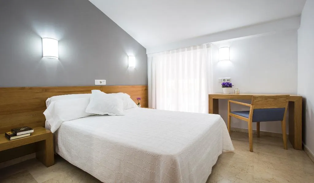 DOUBLE SINGLE USE STANDARD Room, Casbah, Valencia