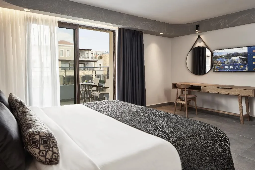 Double or Twin LAND VIEW Room, Atlantica Caldera Palace, Crete