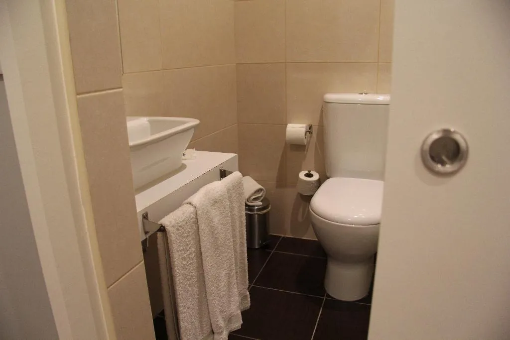 TRIPLE STANDARD Room, Decanting Porto House, Porto