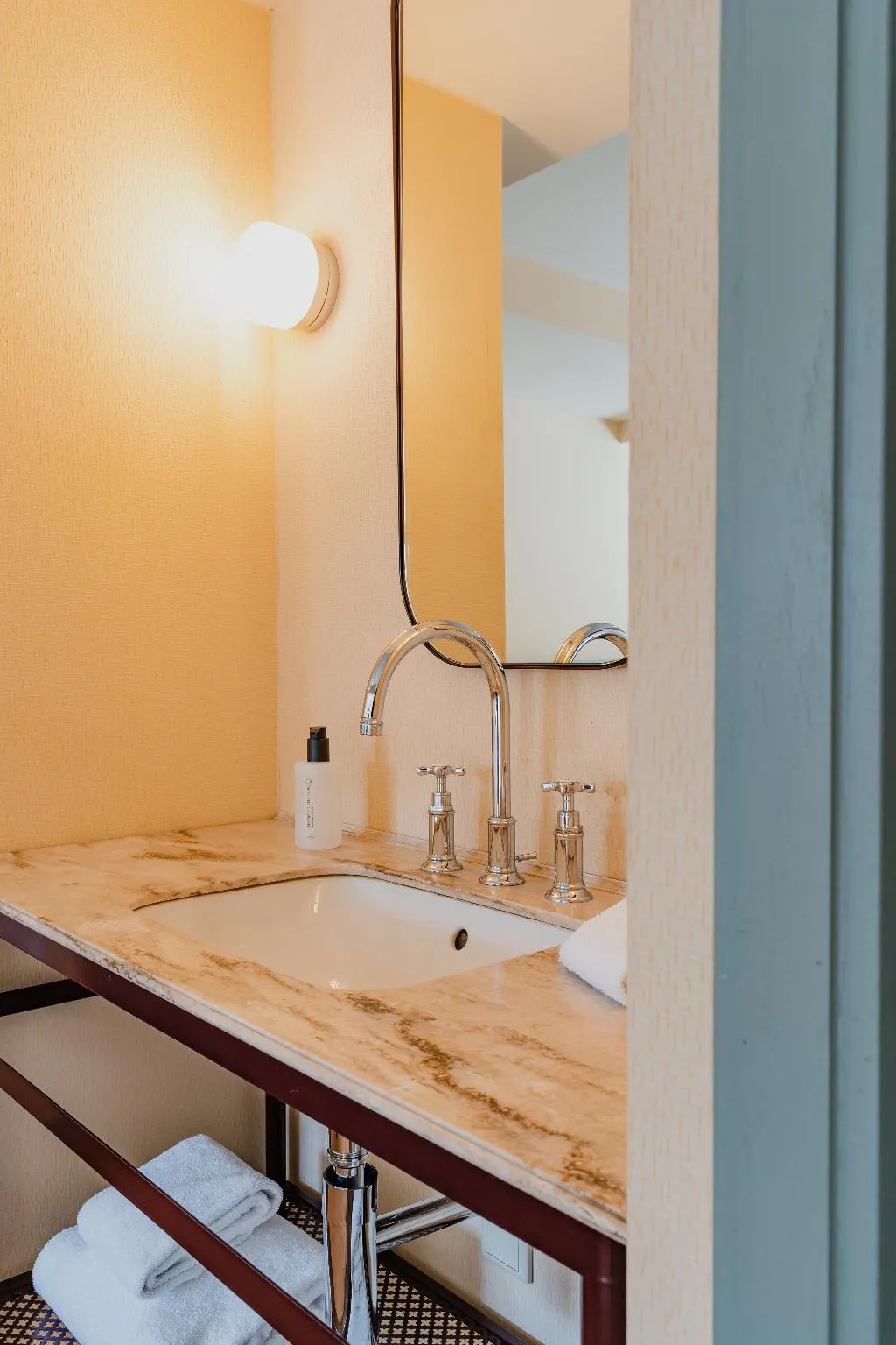 JUNIOR SUITE DUPLEX Room, Hotel Mercier, Amsterdam
