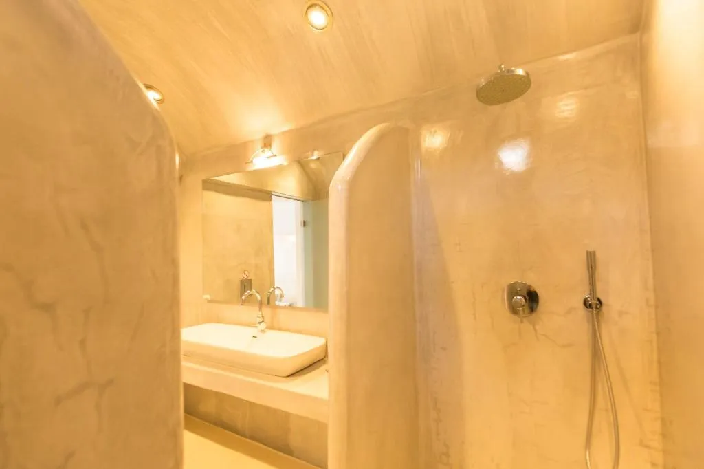 Room, Oia Suites, Santorini