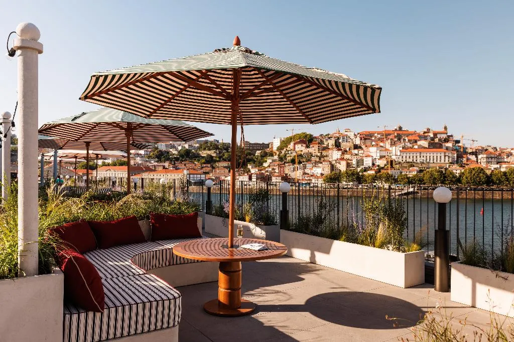 Terrace, The Rebello Hotel & Spa, Porto