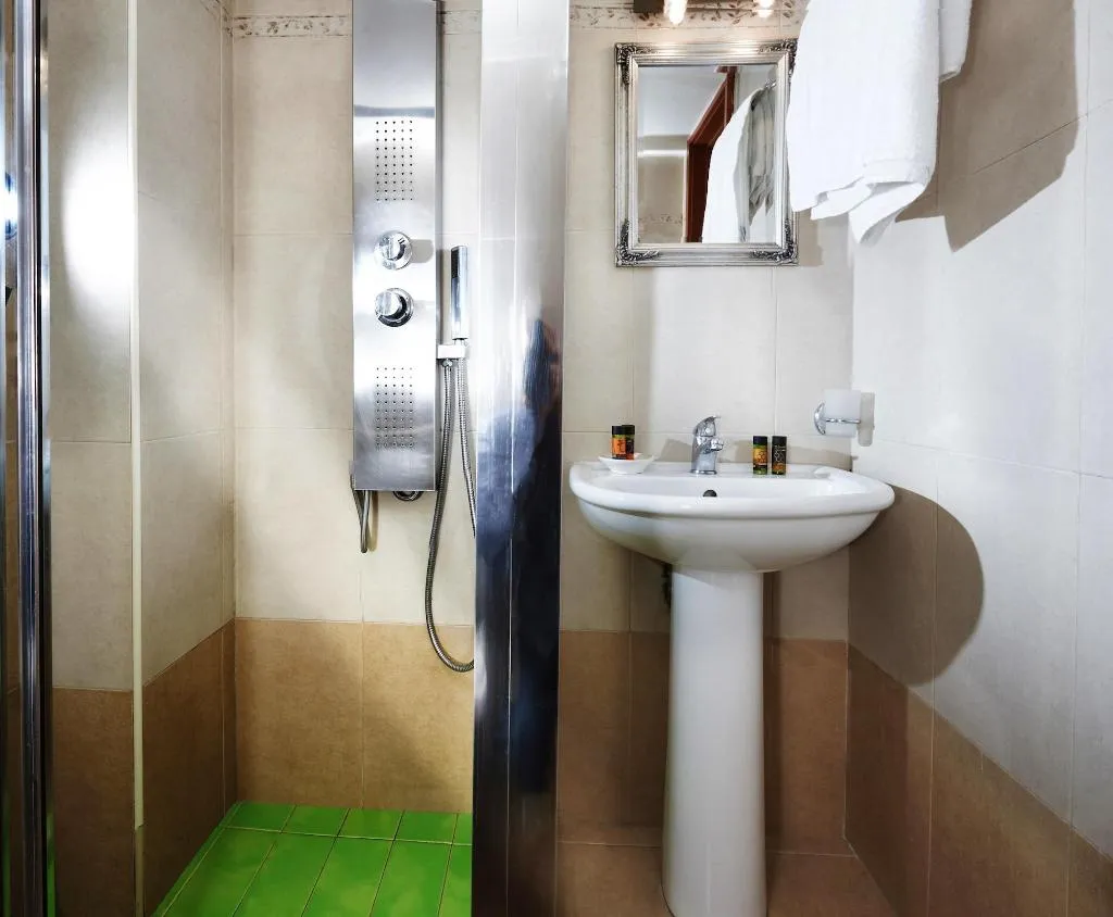 Room, Archontiko - Rethymno Old Town Suites, Crete