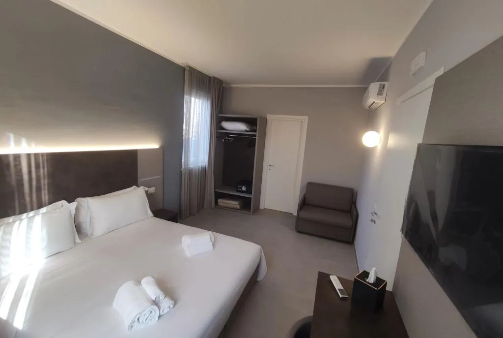 TRIPLE THREE BEDROOMS Room, Tiber Suite, Rome