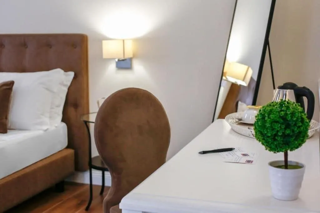 Room, La Fontanina Suites, Naples