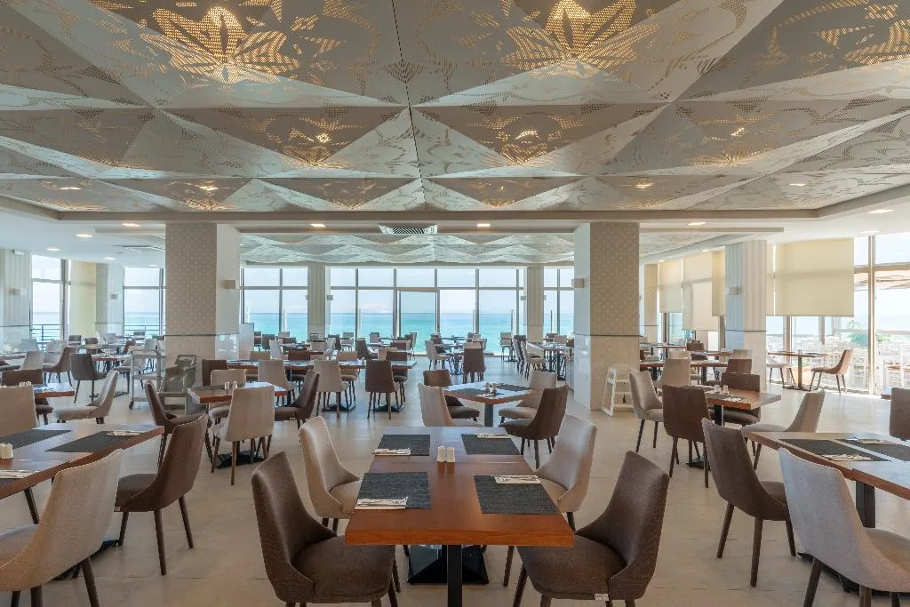 Restaurant, Themis Beach Hotel, Crete