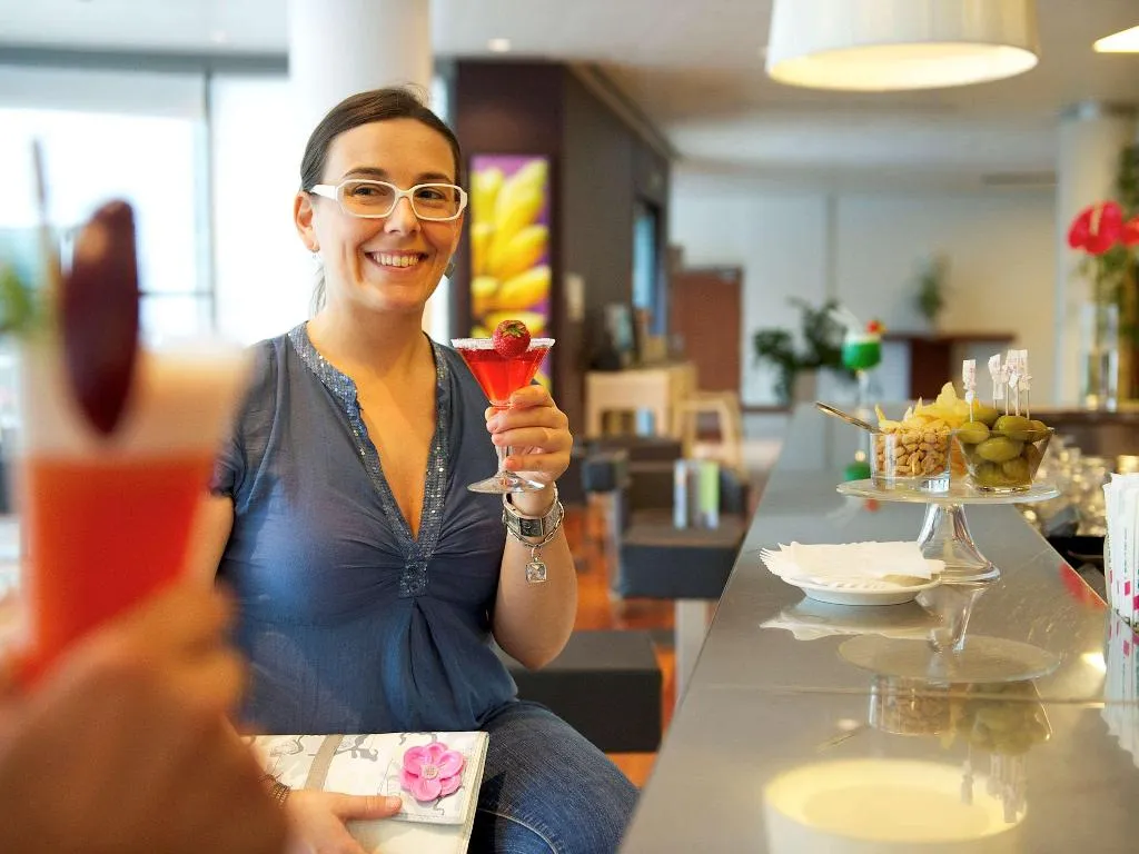 Bar, Novotel Milan Malpensa Airport, Milan