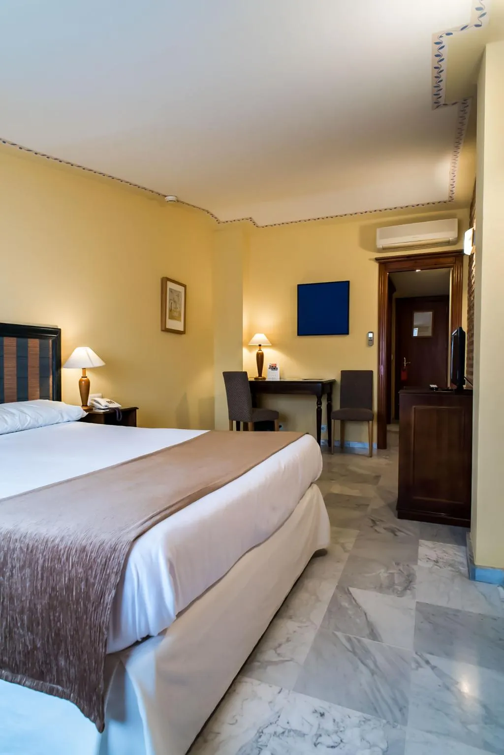 Room, AD Hoc Parque Golf, Valencia