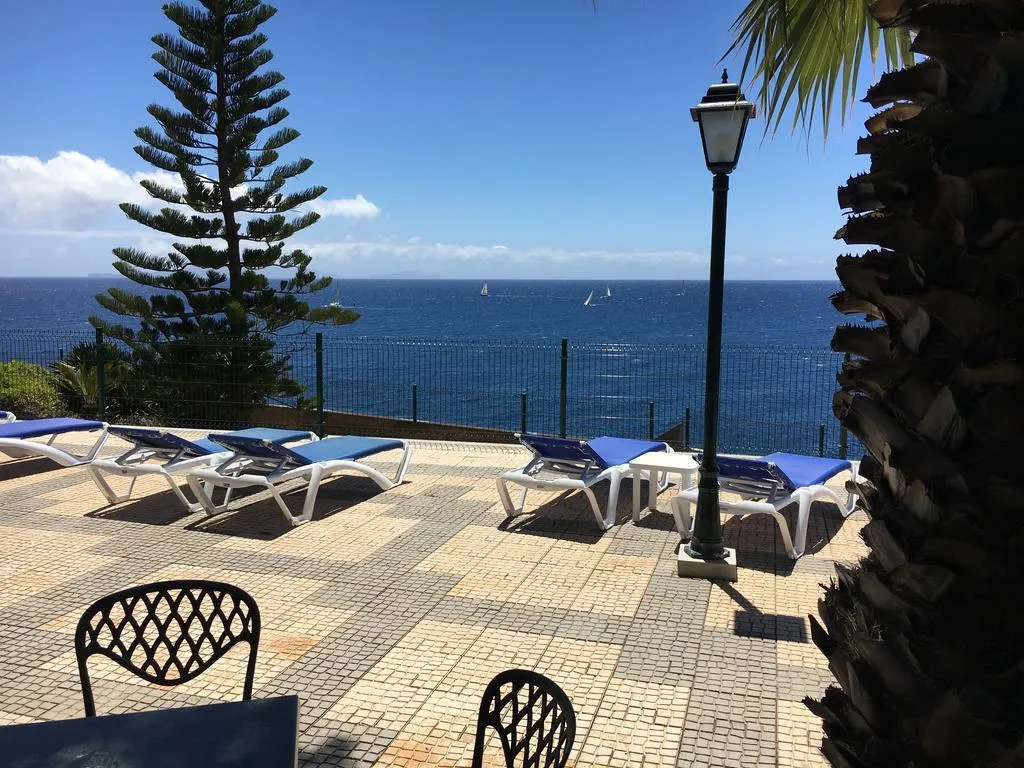 Terrace, Albatroz Beach & Yacht Club, Madeira