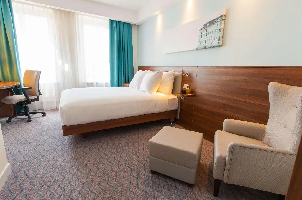 DOUBLE QUEEN SIZE BED Room, Hampton By Hilton Amsterdam City Centre East, Amsterdam