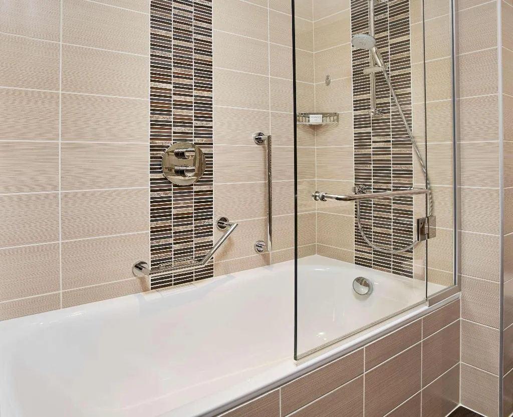 TWIN STANDARD Room, Hilton Garden Inn Hotel Mall Avenue, Dubai