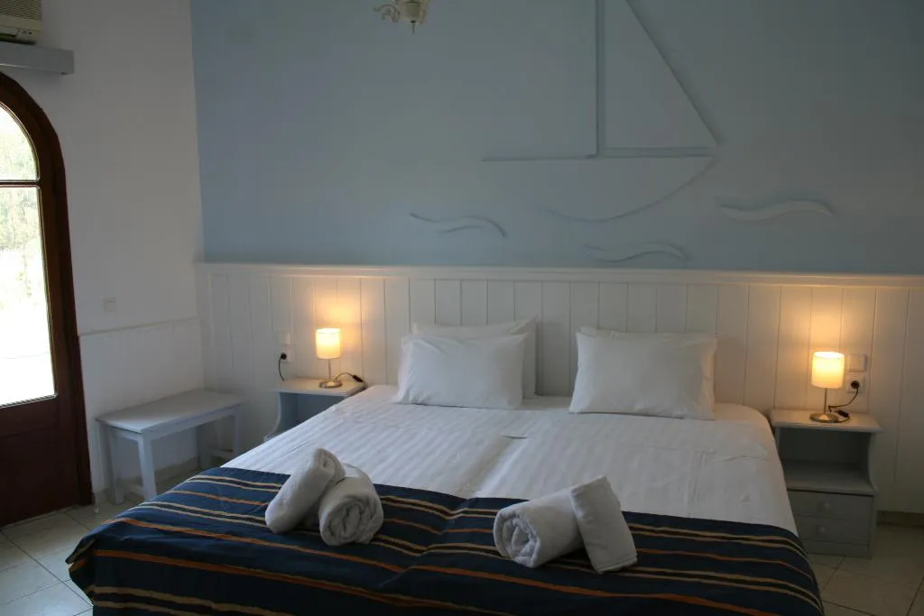 Room, Naiades Almiros River, Crete