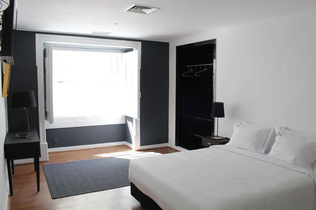 Room, Largo da Sé, Lisbon