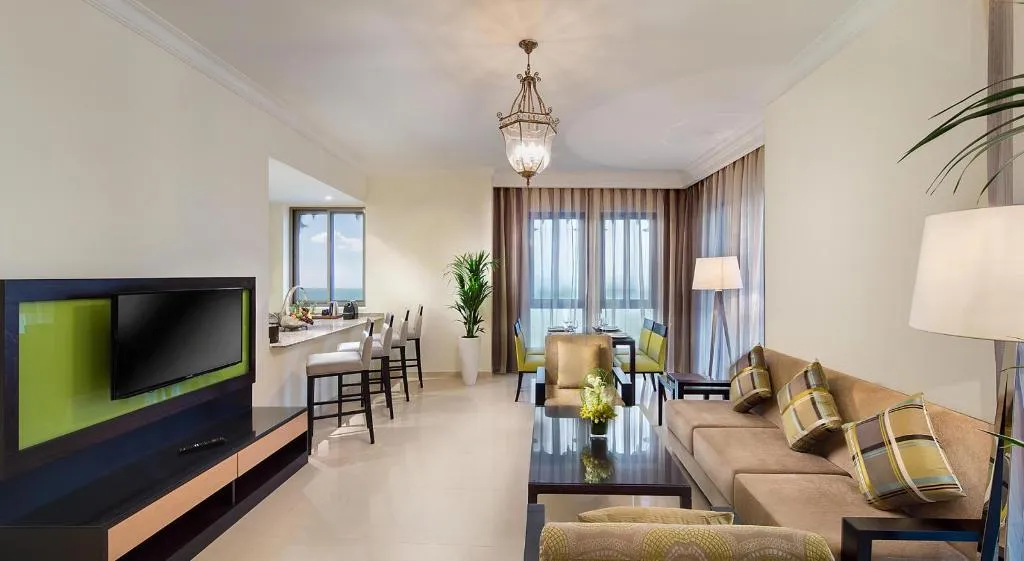 Double or Twin SEA VIEW Room, Bahi Ajman Palace Hotel, Dubai