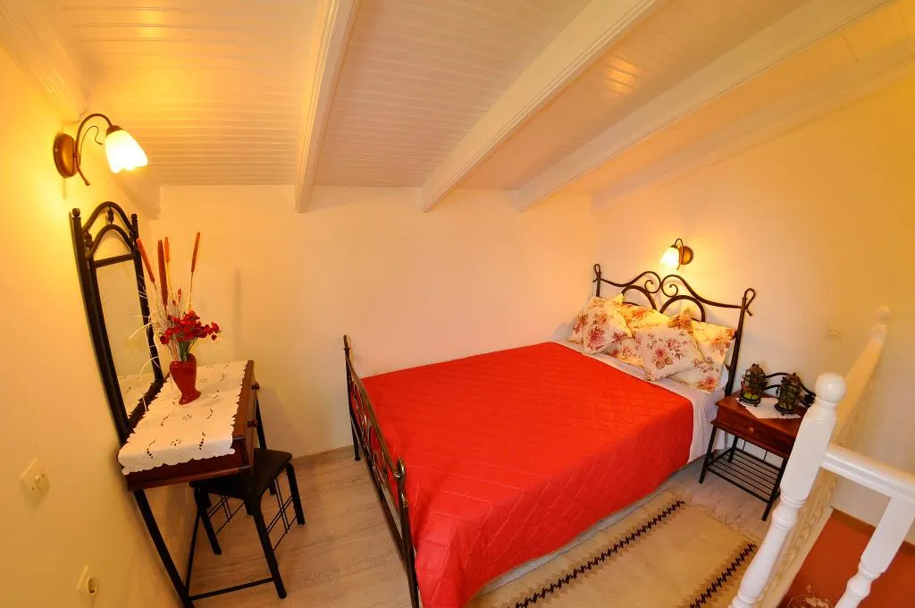 APARTMENT TWO BEDROOMS Room, Mazis Apartments, Corfu