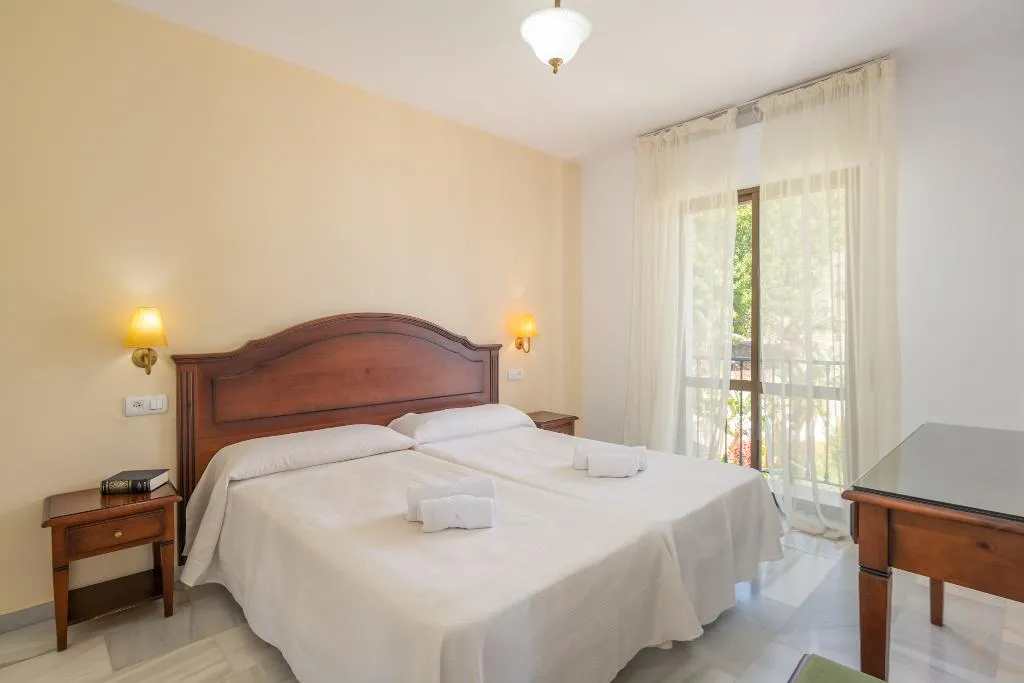 APARTMENT TWO BEDROOMS WITH TERRACE Room, Hotel Playamaro, Costa Del Sol