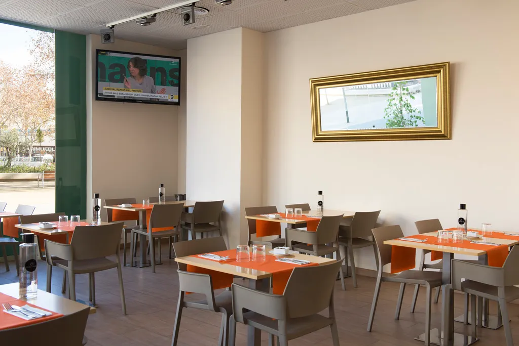 Restaurant, Aura Park Fira Barcelona, Barcelona