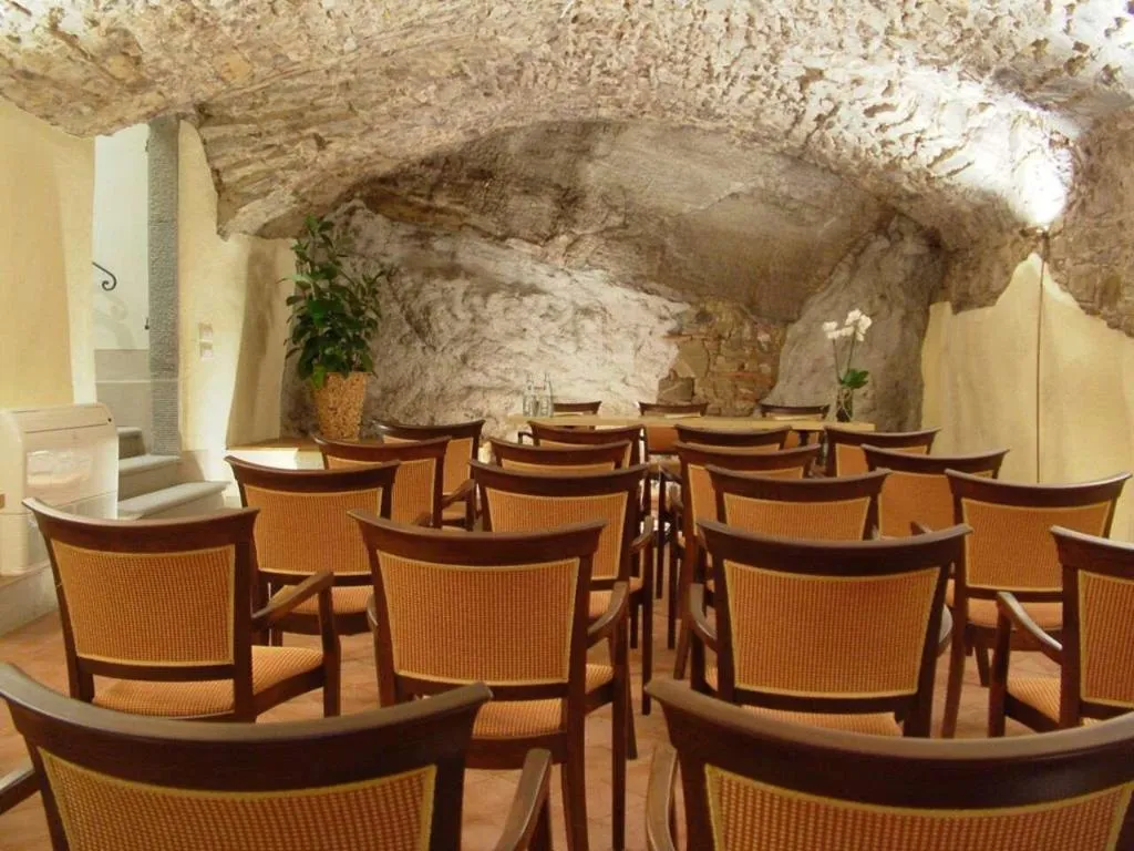 Conferences, Palazzo San Niccolo, Florence