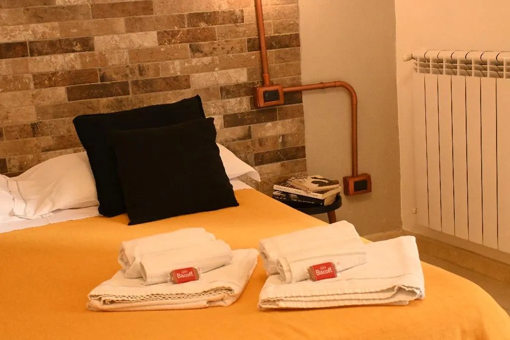 DOUBLE CLASSIC KING BED Room, Napoli Cityscape, Naples
