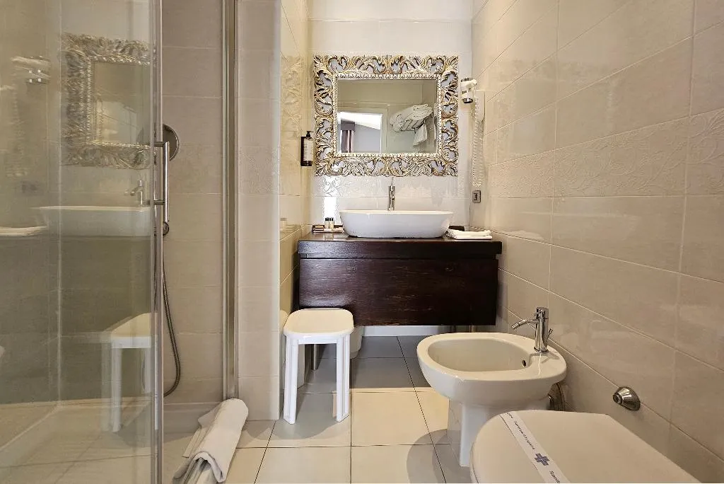 DOUBLE DELUXE Room, Atlantic Palace, Florence
