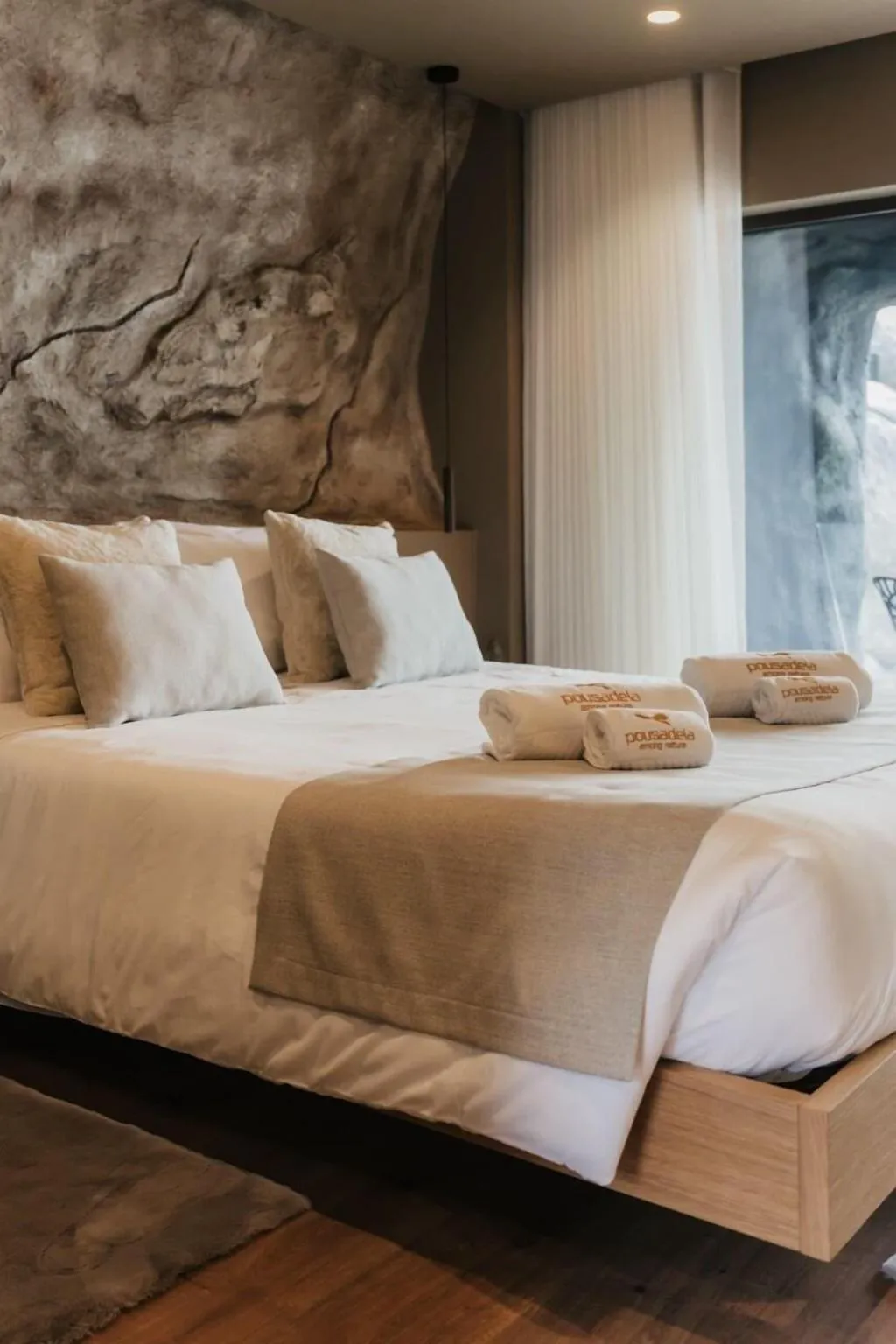 Room, Pousadela Village, Porto