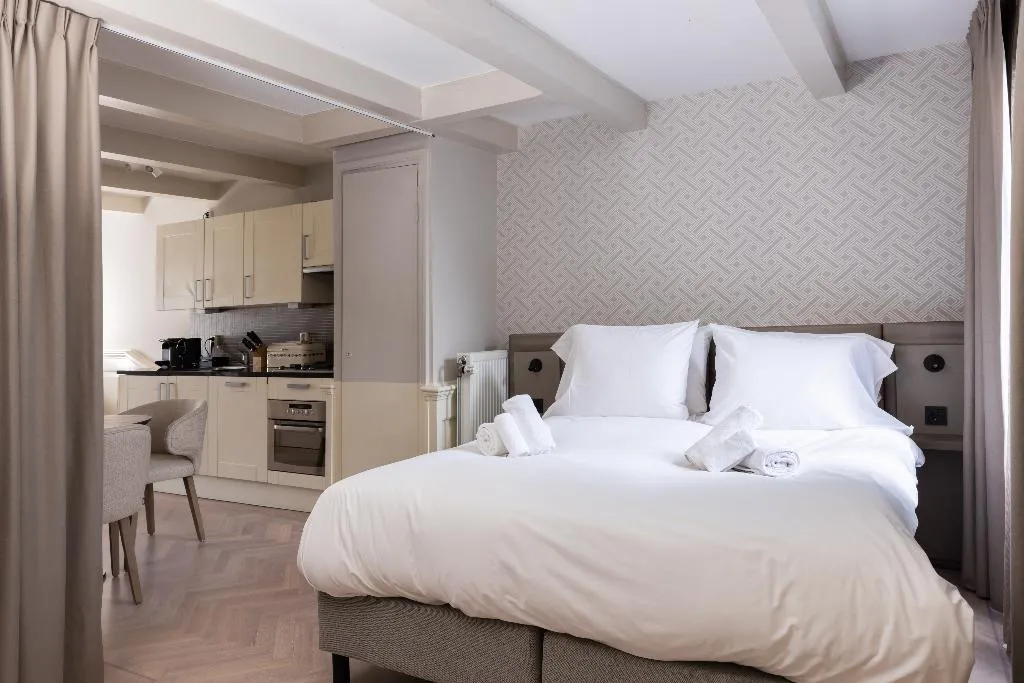 APARTMENT CITY VIEW Room, Amsterdam Canal Suites, Amsterdam