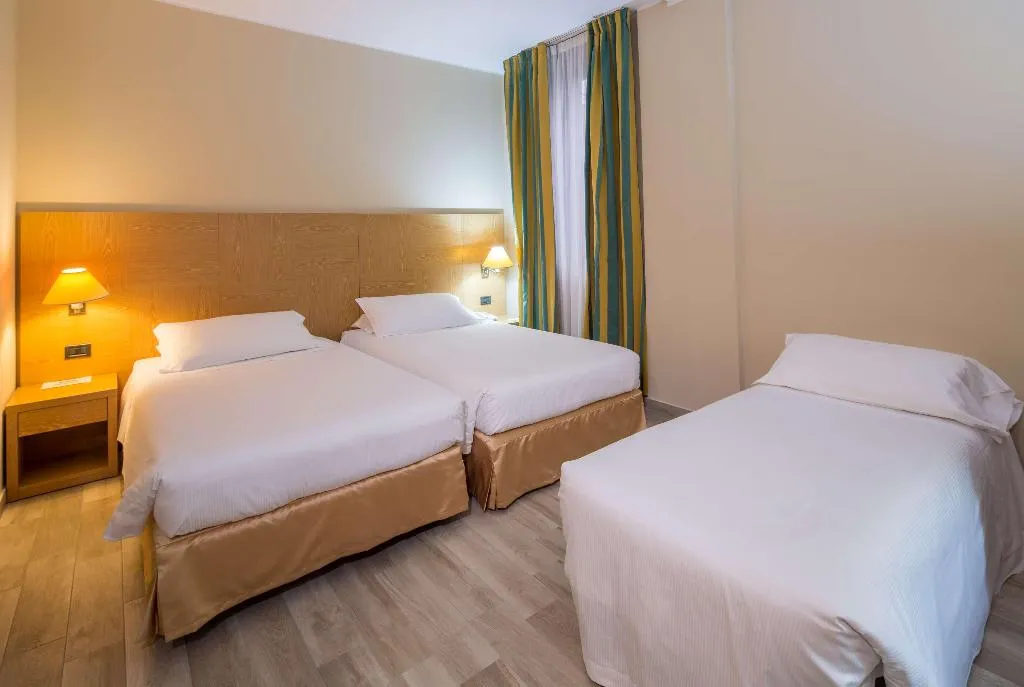 Room, Best Western Cavalieri della Corona, Milan