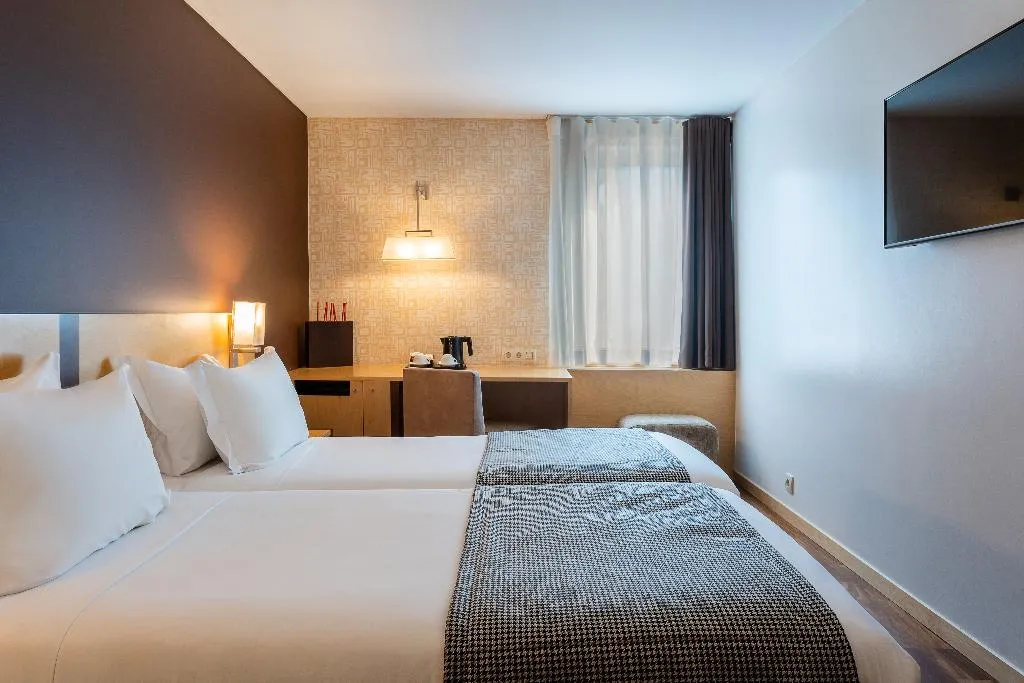 Double or Twin COMFORT Room, HF Fenix Urban, Lisbon