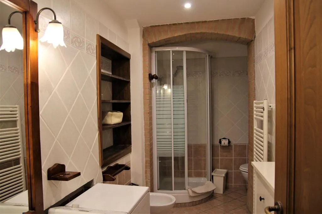 Room, Katti House, Florence