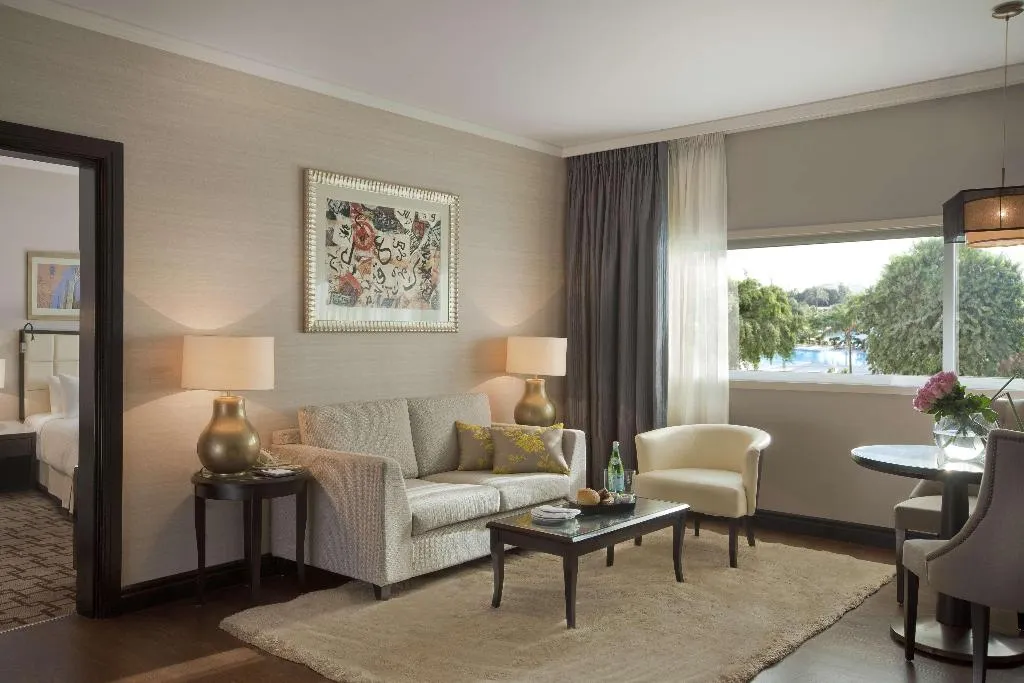 SUITE POOL VIEW Room, Hilton Cairo Heliopolis, Cairo