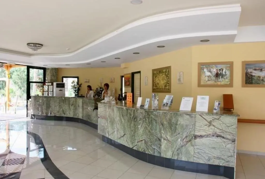 Lobby, Eri Beach & Village, Crete