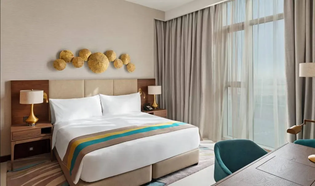DOUBLE CITY VIEW KING BED Room, Holiday Inn Dubai Al Maktoum, Dubai