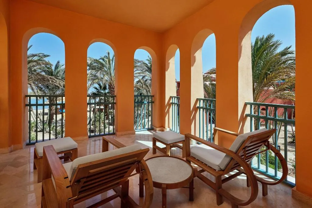 TWIN DELUXE BEACH FRONT Room, Sheraton Miramar, Red Sea Riviera