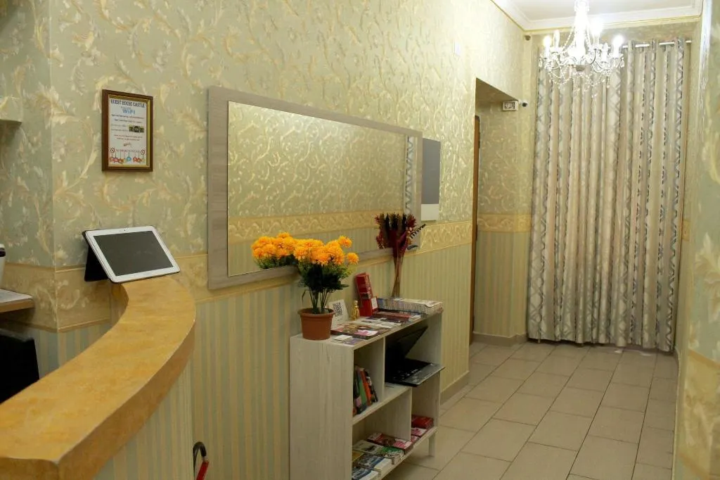 Sports and Entertainment, Guest House Castle, Naples