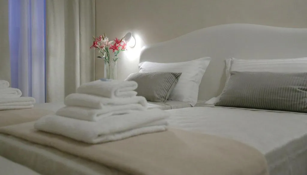 Room, Hotel Renaissance, Florence